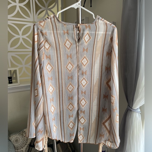 🕜 Anthropologie | See You Monday | Boho Aztec Fringe Poncho | Taupe | M | Flaw - Picture 3 of 10